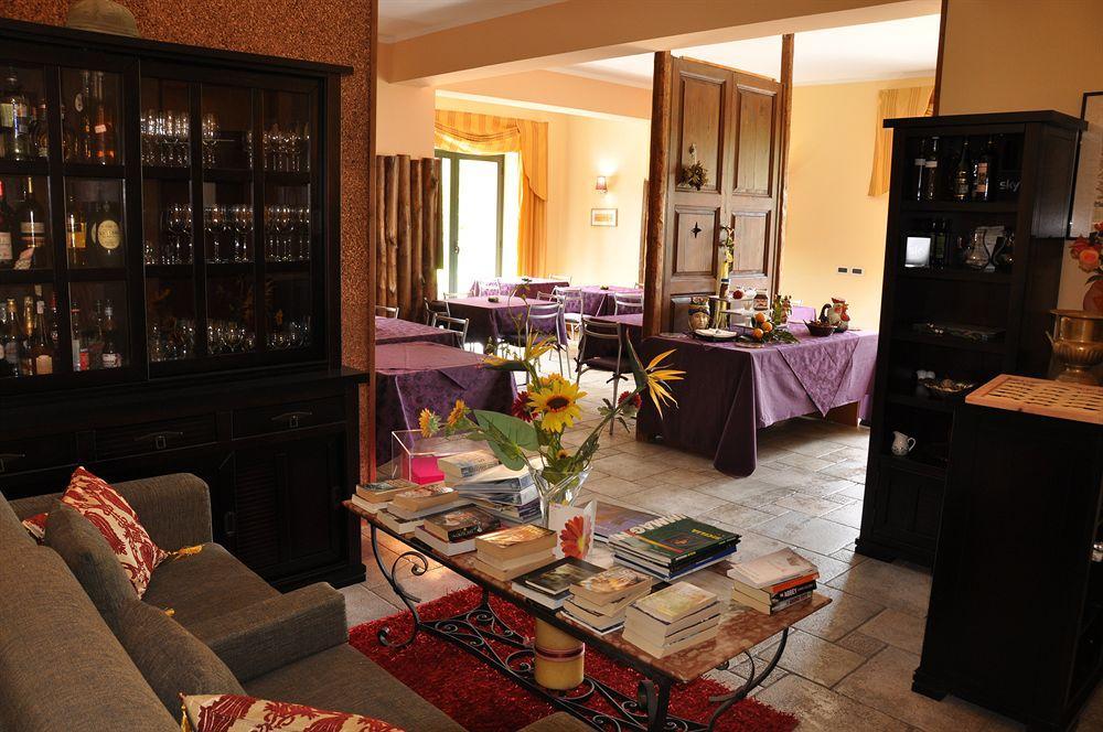 Casale Romano Resort E Relais Motta Camastra Dış mekan fotoğraf