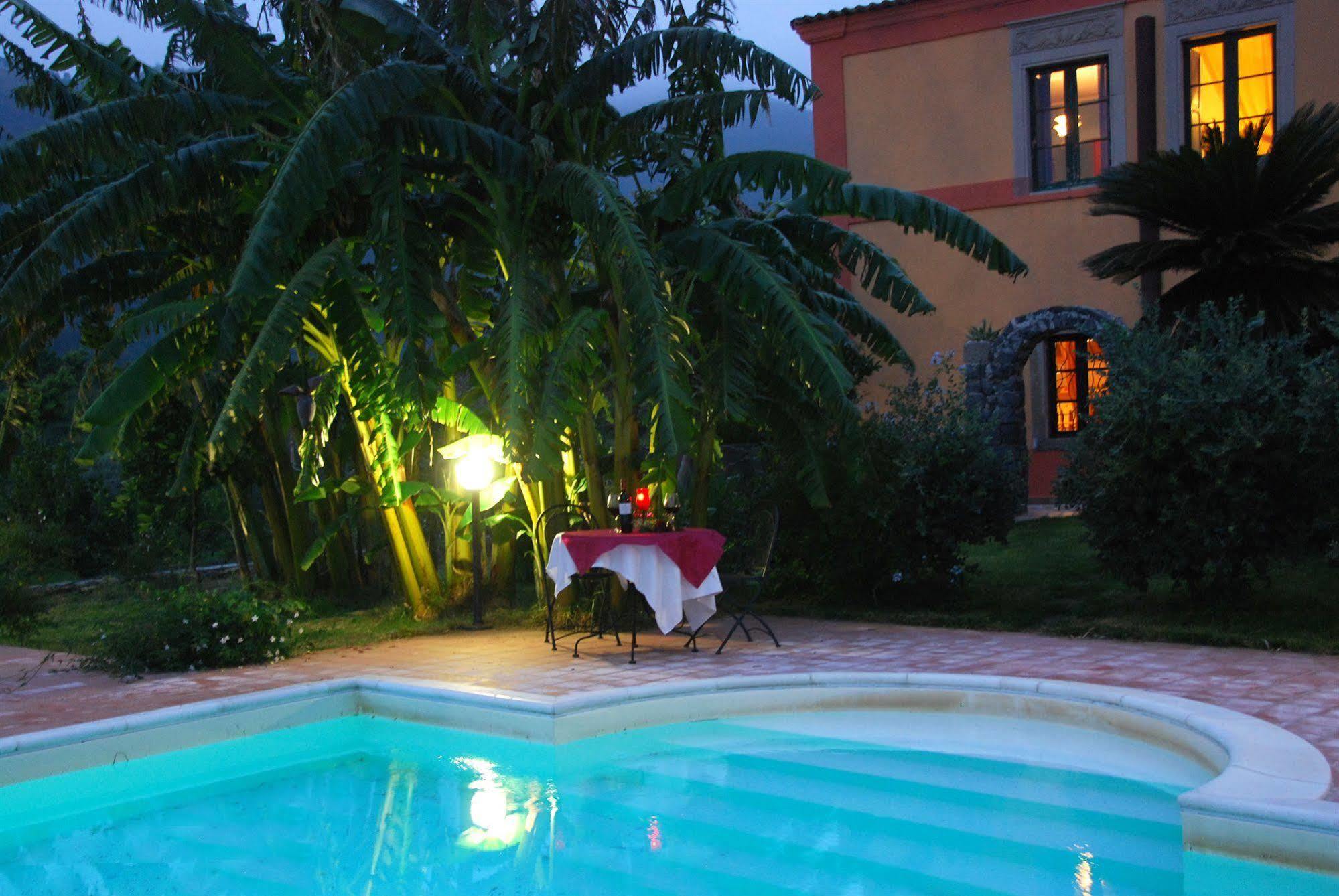 Casale Romano Resort E Relais Motta Camastra Dış mekan fotoğraf